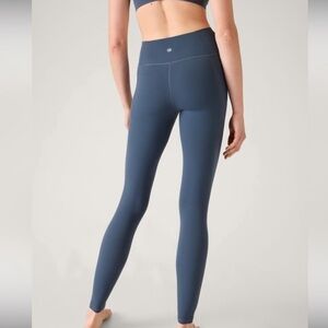 Athleta Granite Blue Stash Pocket Transcend Tight | M